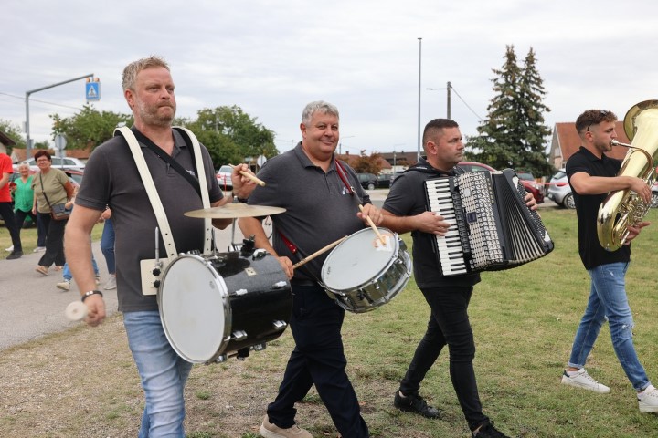 foto/Donji Mihaljevec proslavio veliki jubilej svojih vatrogasaca (49)