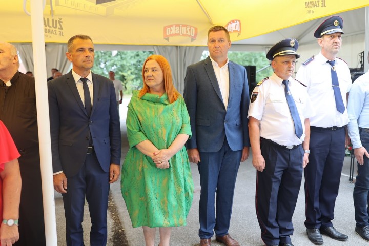 foto/Donji Mihaljevec proslavio veliki jubilej svojih vatrogasaca (63)
