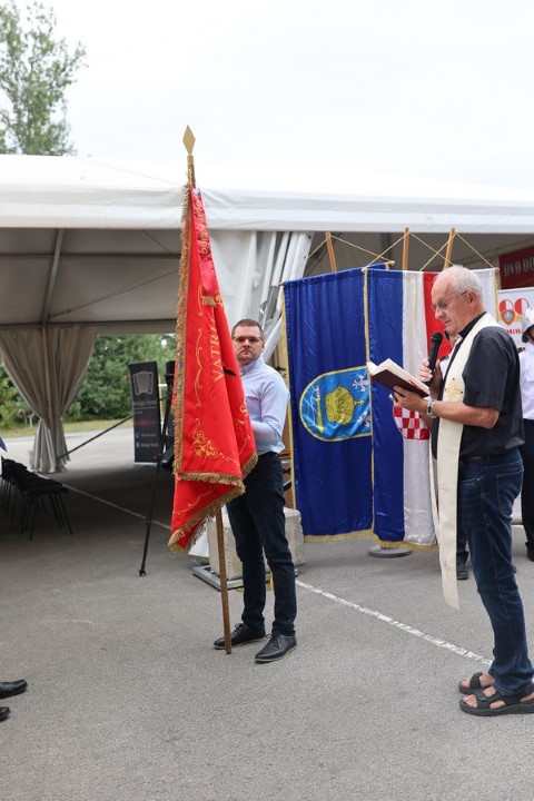 foto/Donji Mihaljevec proslavio veliki jubilej svojih vatrogasaca (70)