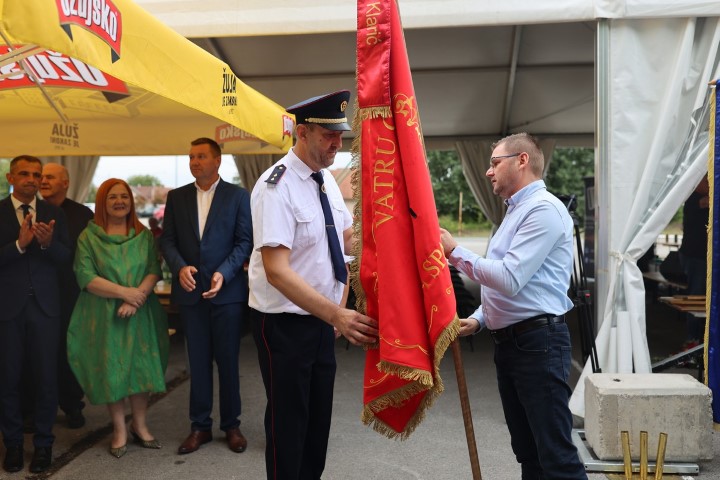 foto/Donji Mihaljevec proslavio veliki jubilej svojih vatrogasaca (73)