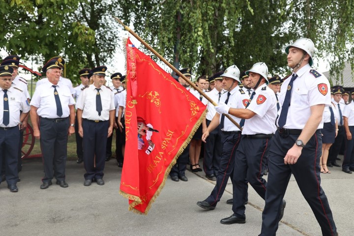 foto/Donji Mihaljevec proslavio veliki jubilej svojih vatrogasaca (78)