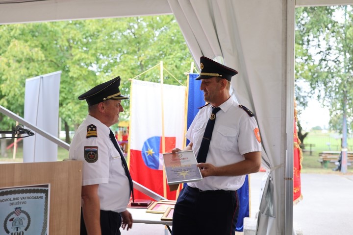 foto/Donji Mihaljevec proslavio veliki jubilej svojih vatrogasaca (94)