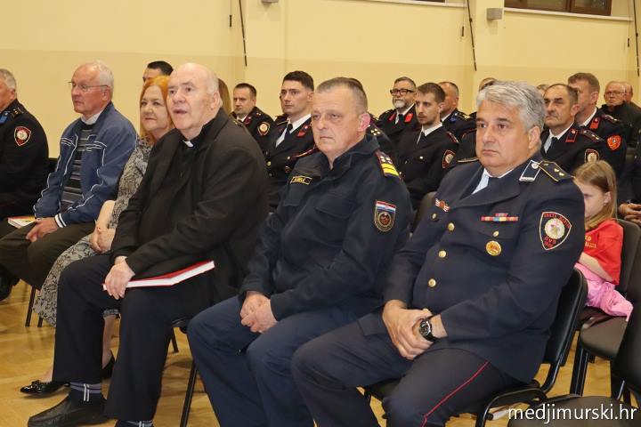 foto/Monografija-DVD-Sveta-Marija-23