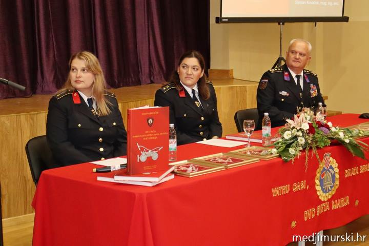 foto/Monografija-DVD-Sveta-Marija-33