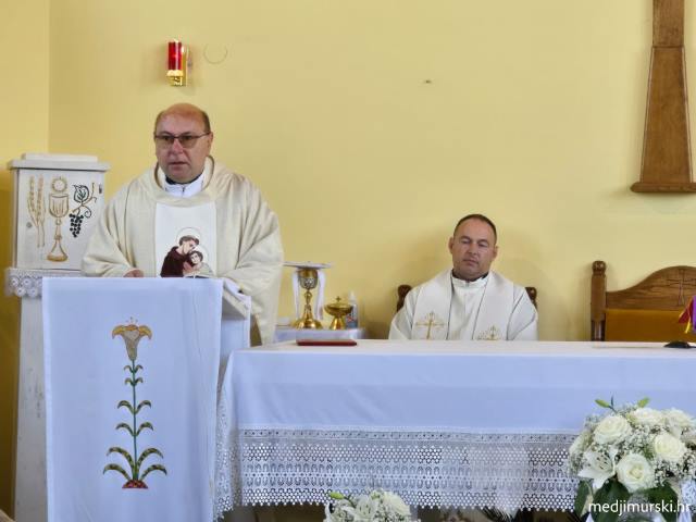 foto/Svete mise i proštenje uz blagdan sv. Antuna Padovanskog (10)